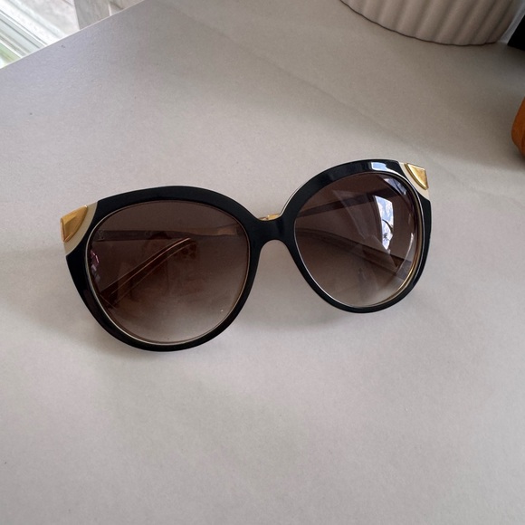 Louis Vuitton Cat Eye Sunglasses - Picture 1 of 9